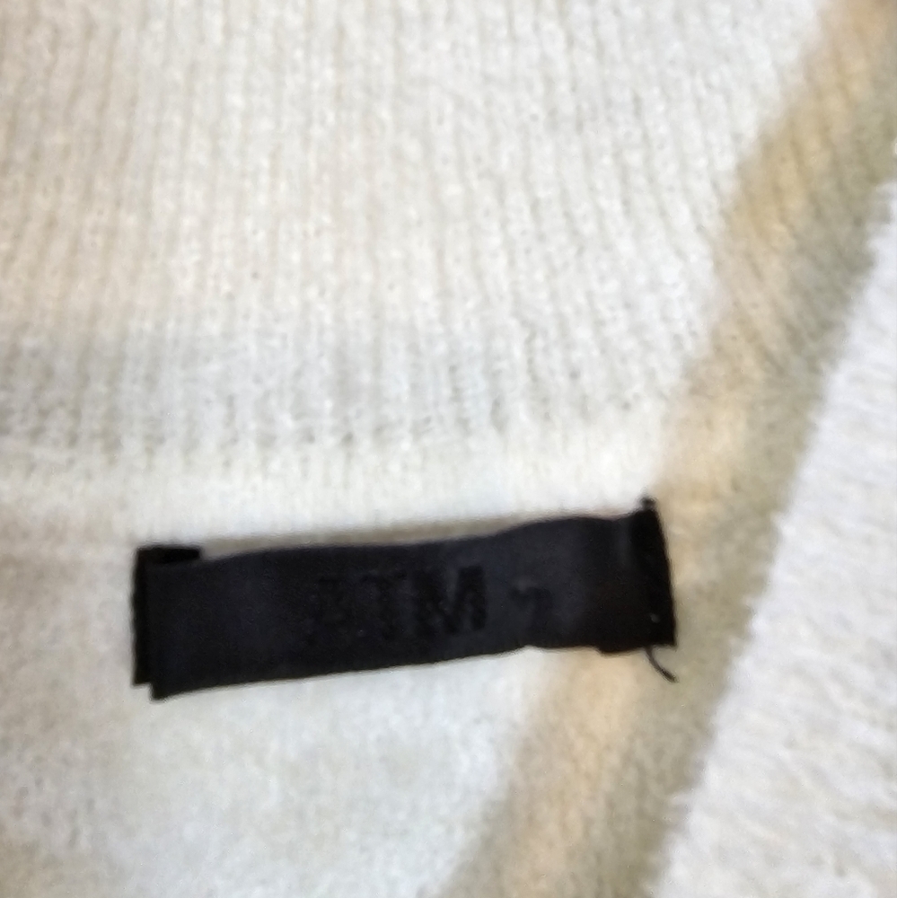 Atm size Small Chalk mock neck sleeveless sweater blouse NWT - Picture 3 of 4